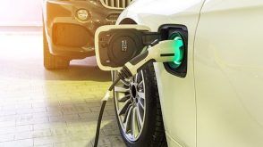 does-fuel-efficient-car-save-money