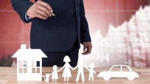Peer-to-peer insurance