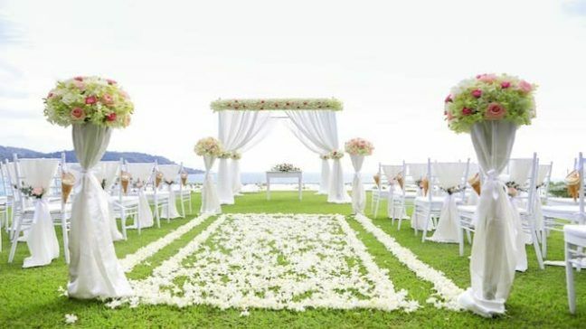 how to pay for a wedding with no money