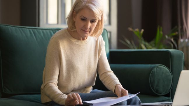 How To Know When You Should File Jointly, Head Of Household, Or Single - Widow