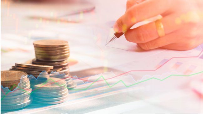 Should You Take Out A Personal Loan To Invest In The Stock Market?