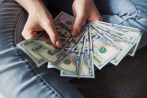 30 Financial Moves To Make Before You Are 30