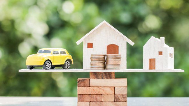Cara Memulihkan Secara Finansial Dari COVID-19 - Negosiasikan ulang premi asuransi Anda