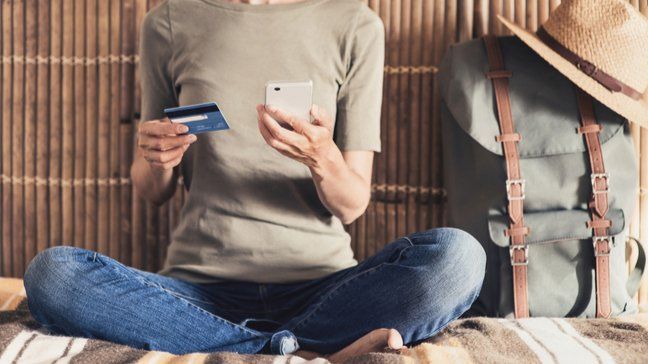Apa yang Tidak Mereka Ajari Saya Di Perguruan Tinggi: 7 Tips Keuangan Untuk Lulusan - Mulai bayar pinjaman mahasiswa SEKARANG - Dapatkan kartu kredit