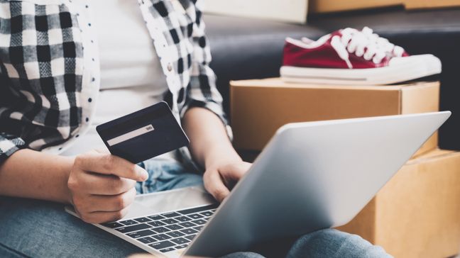 Cyber Monday 2020 – 5 Tips for Shopping On A Budget - 5 tips for saving on Cyber Monday
