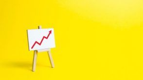 interest_rates_hike Graph of a red line going upwards