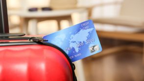 travel_credit_card_suitcase