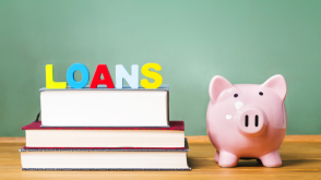 books_piggy_bank_loans
