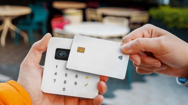 What Are Contactless Credit Cards